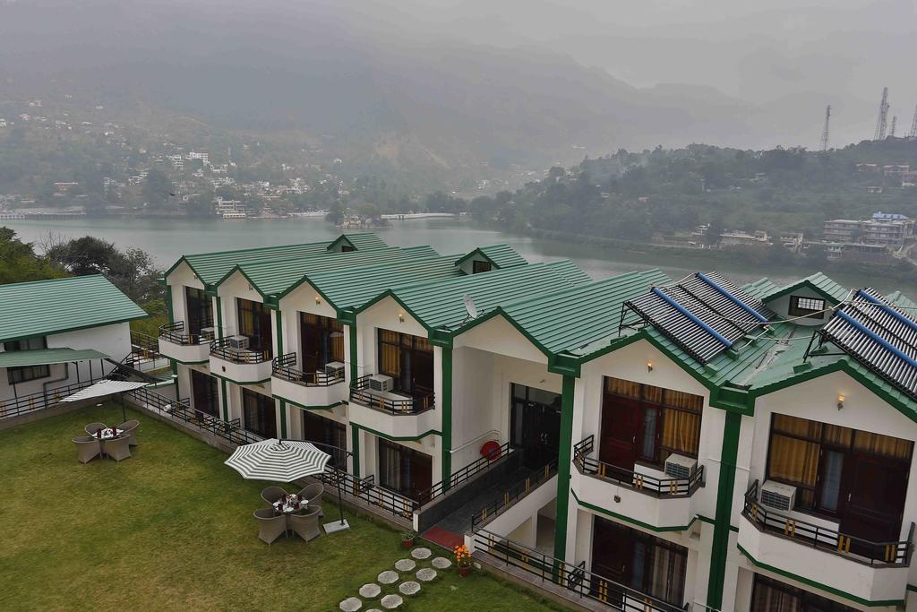 Harshikhar Hotel Bhimtal Exterior photo