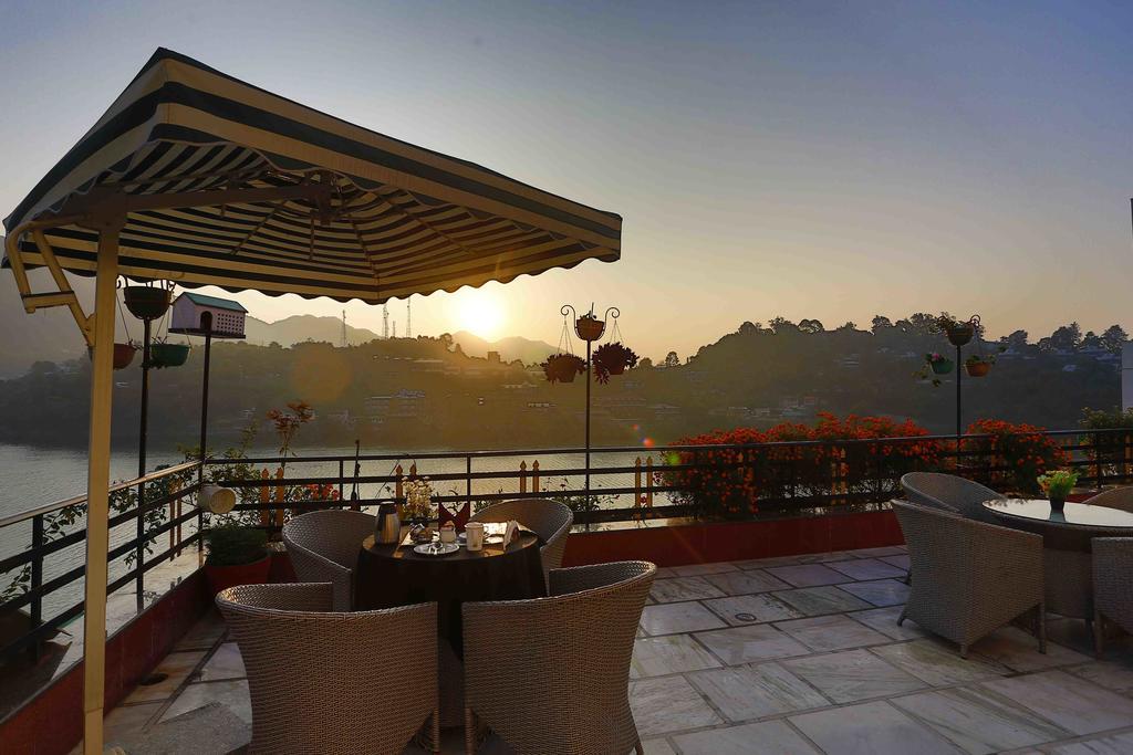 Harshikhar Hotel Bhimtal Exterior photo