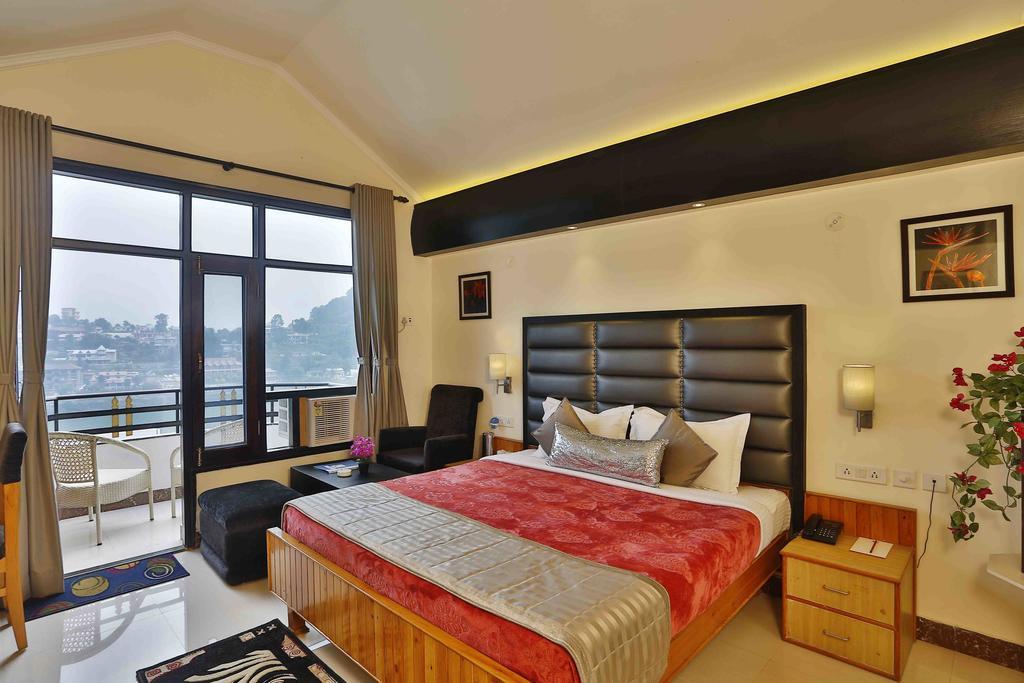 Harshikhar Hotel Bhimtal Exterior photo