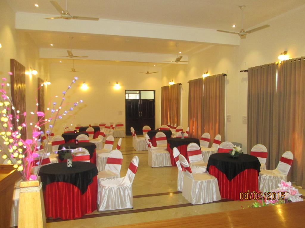 Harshikhar Hotel Bhimtal Exterior photo