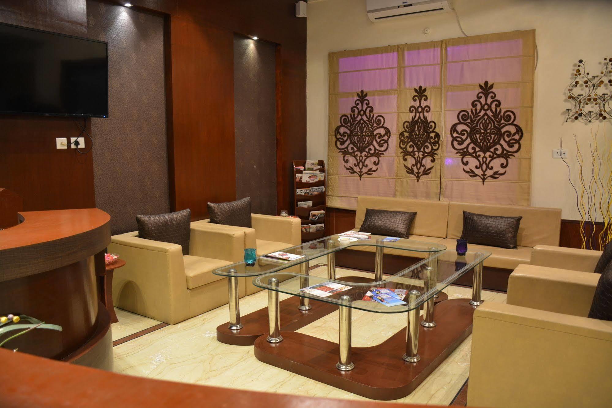 Harshikhar Hotel Bhimtal Exterior photo